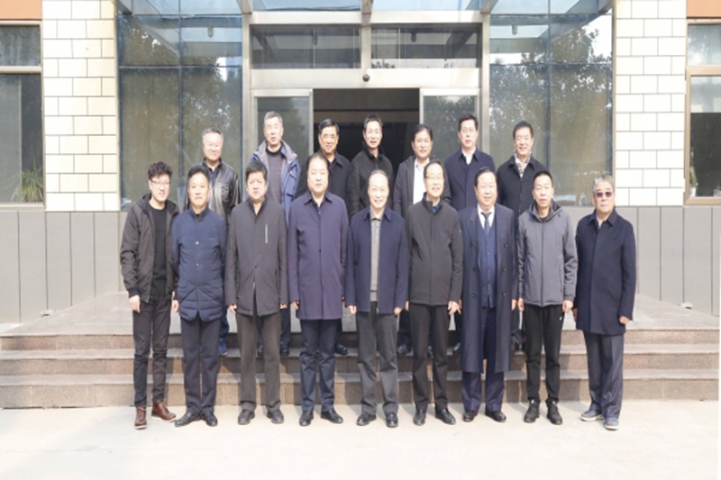 濟寧市機械行業(yè)協(xié)會2019年第三次會長辦公會在我公司召開